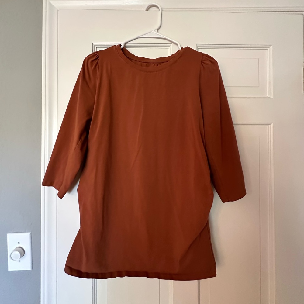 Gap maternity 3/4 sleeve!